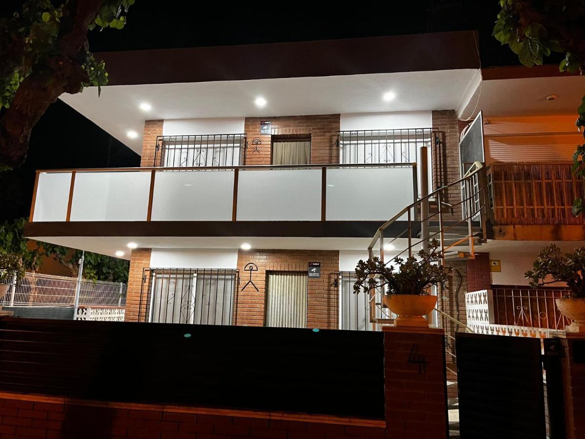 Apartamentos Calamari 1 & 2 살루 외부 사진